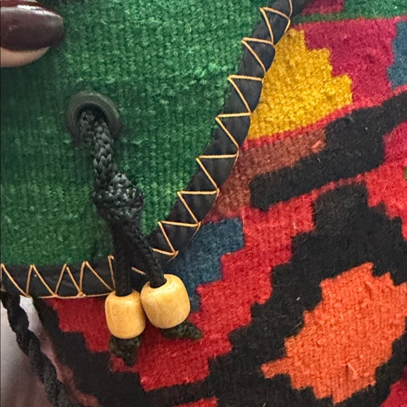 Colorful Geometric Patterned Women's Rug Bag - Picture 5 of 8